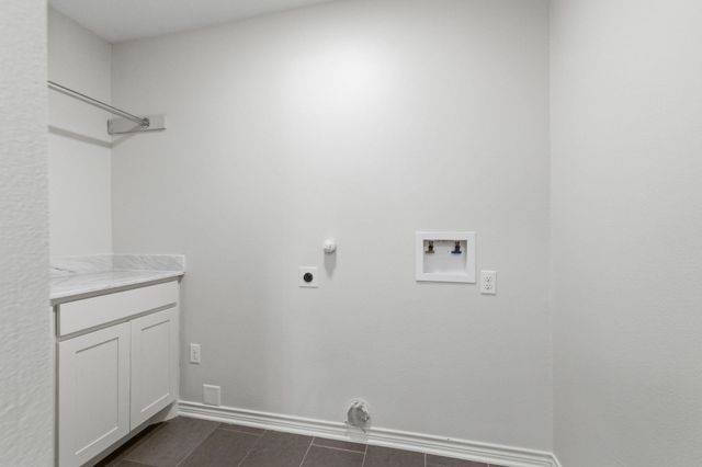 2725 Ryan Place Drive, Fort Worth, TX 76110