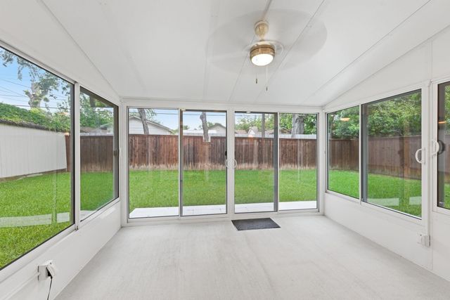 2725 Ryan Place Drive, Fort Worth, TX 76110