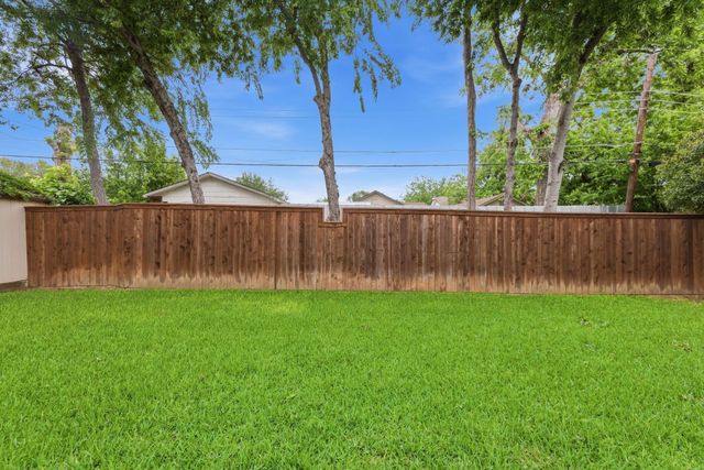 2725 Ryan Place Drive, Fort Worth, TX 76110