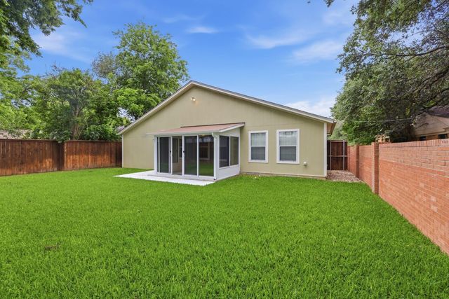 2725 Ryan Place Drive, Fort Worth, TX 76110