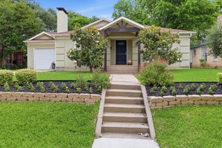 2725 Ryan Place Drive, Fort Worth, TX 76110