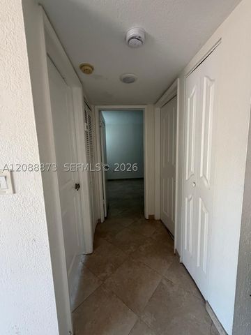 10115 NW 9th St Cir 6-106, Miami, FL 33172