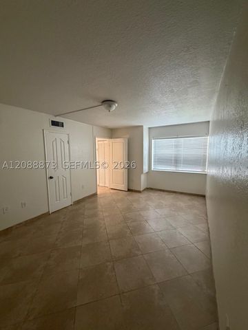10115 NW 9th St Cir 6-106, Miami, FL 33172