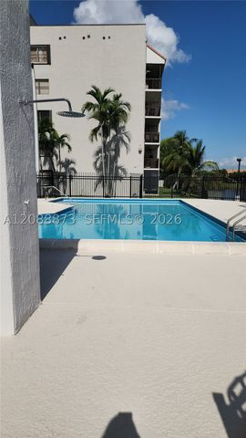 10115 NW 9th St Cir 6-106, Miami, FL 33172