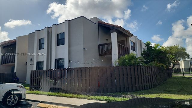 10115 NW 9th St Cir 6-106, Miami, FL 33172