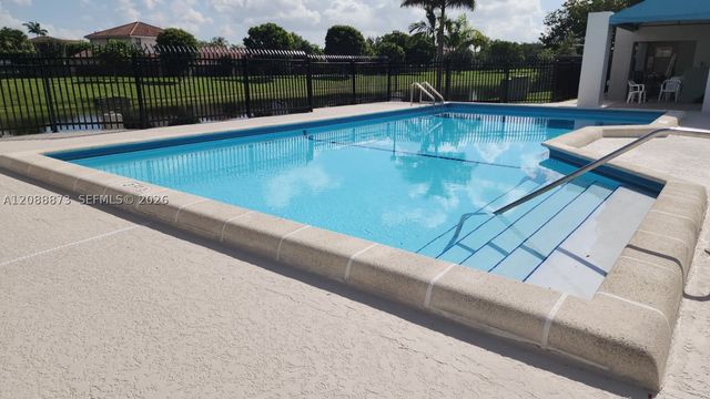 10115 NW 9th St Cir 6-106, Miami, FL 33172