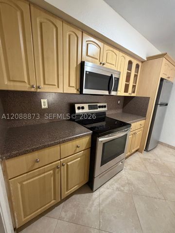 10115 NW 9th St Cir 6-106, Miami, FL 33172