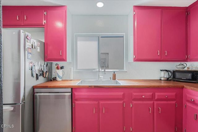1357 Edgewood Way, Oxnard, CA 93030