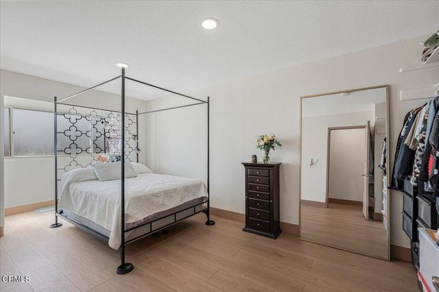 1357 Edgewood Way, Oxnard, CA 93030