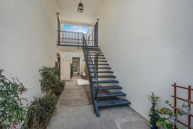 1357 Edgewood Way, Oxnard, CA 93030