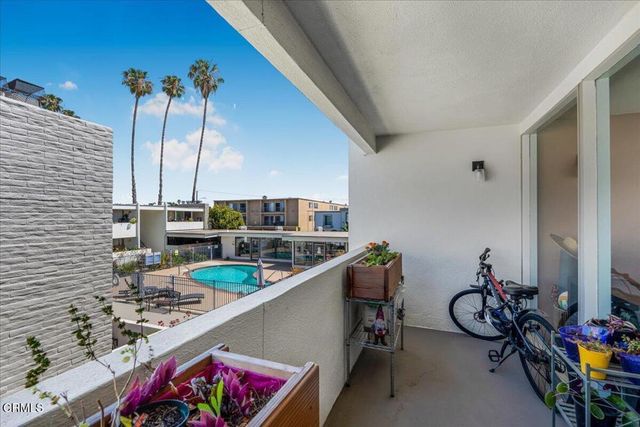 1357 Edgewood Way, Oxnard, CA 93030