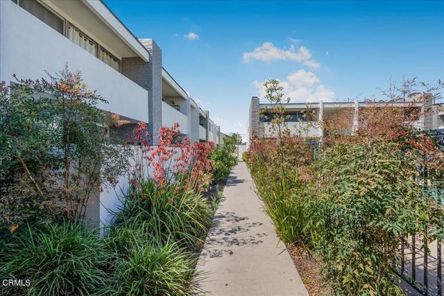 1357 Edgewood Way, Oxnard, CA 93030