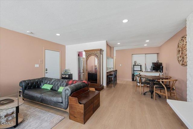 1357 Edgewood Way, Oxnard, CA 93030