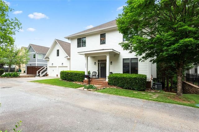 2853 Bernard Lane SE, Smyrna, GA 30080