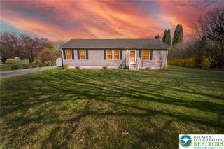 838 South Dogwood Road, Lehigh Twp, PA 18088