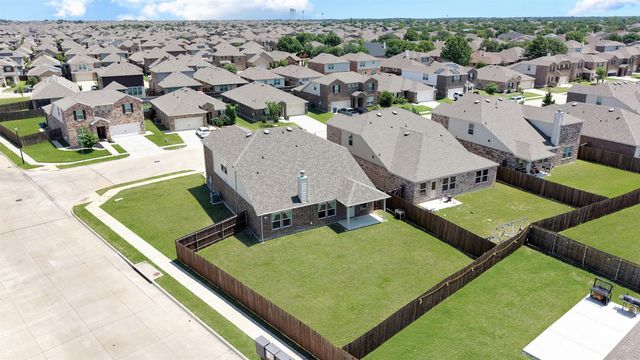 1015 Voca Drive, Forney, TX 75126