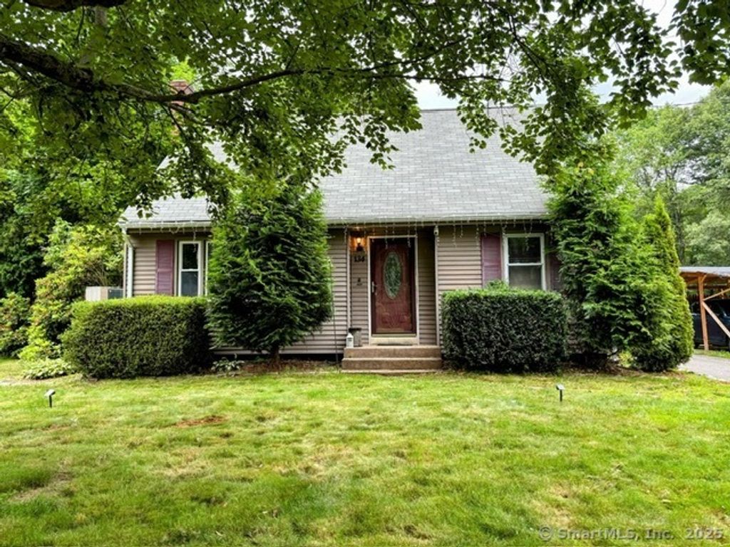 134 Croft Drive, Manchester, CT 06042