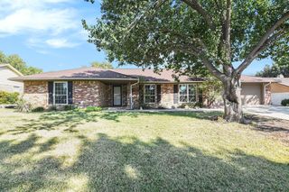 3516 Lawndale Avenue, Fort Worth, TX 76133