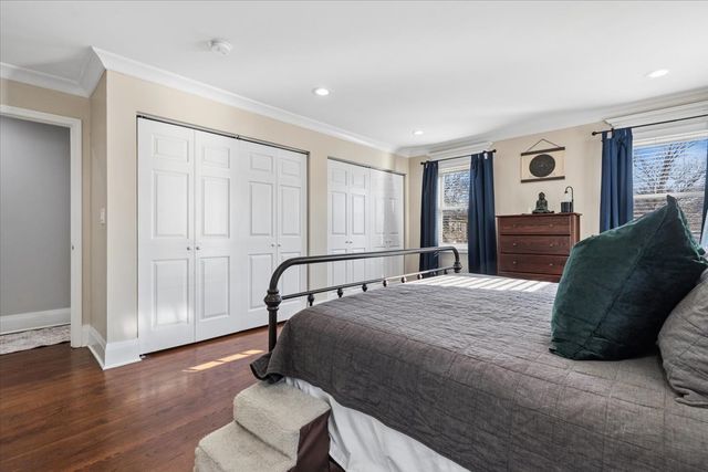 1370 Northmoor Court, Northbrook, IL 60062