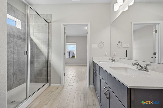 251 Chesterfield Drive, Kyle, TX 78640