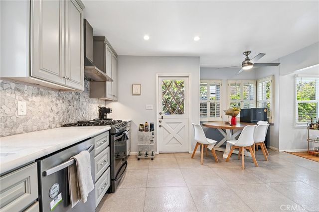 6320 W 85th Street, Los Angeles, CA 90045