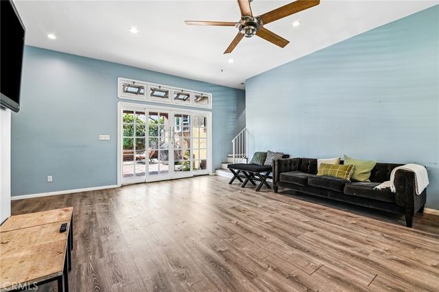 6320 W 85th Street, Los Angeles, CA 90045