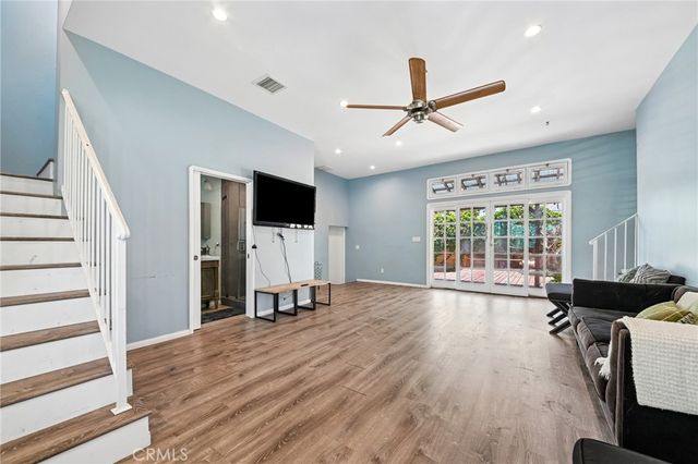 6320 W 85th Street, Los Angeles, CA 90045