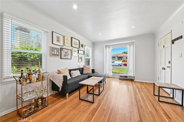 6320 W 85th Street, Los Angeles, CA 90045