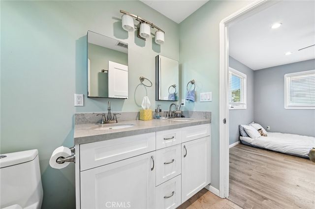 6320 W 85th Street, Los Angeles, CA 90045