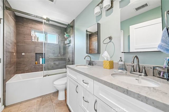 6320 W 85th Street, Los Angeles, CA 90045