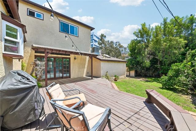 6320 W 85th Street, Los Angeles, CA 90045