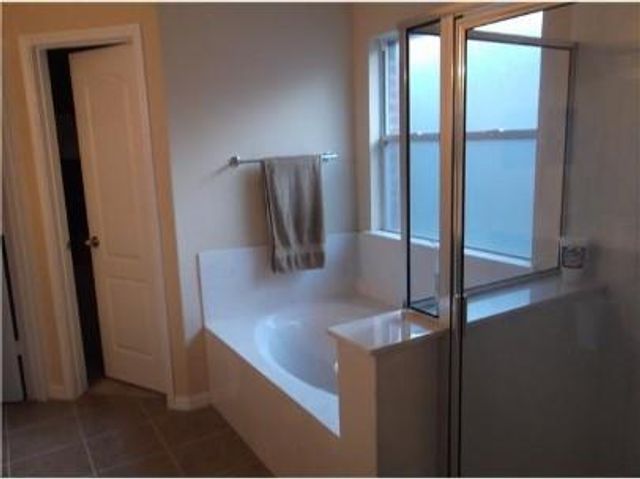 1098 Giberson WAY, Buda, TX 78610