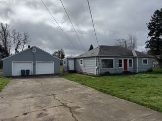 3820 DOVE Ln, Eugene, OR 97402