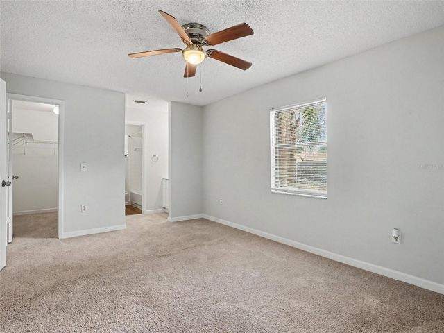406 LAKE DAISY DRIVE, Winter Haven, FL 33884