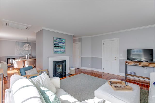 32 Catherine Street B, Newport, RI 02840