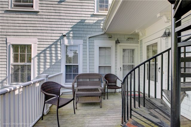 32 Catherine Street B, Newport, RI 02840