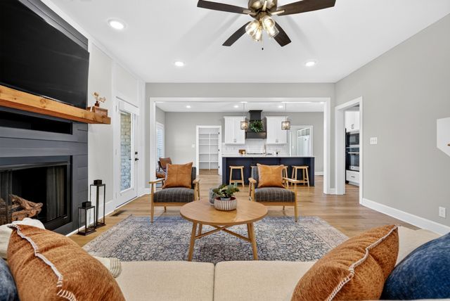 413 Sheas Way, Clarksville, TN 37043