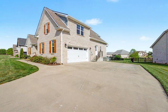 413 Sheas Way, Clarksville, TN 37043