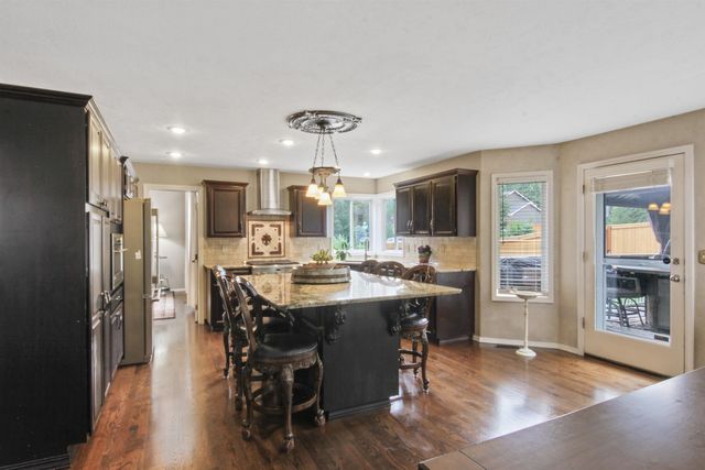 13326 N Whitehouse Rd, Spokane, WA 99208