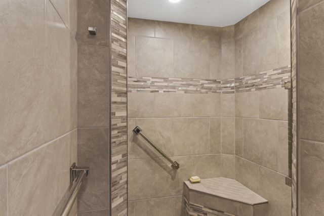 13326 N Whitehouse Rd, Spokane, WA 99208