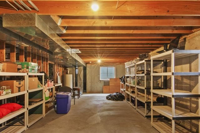 13326 N Whitehouse Rd, Spokane, WA 99208