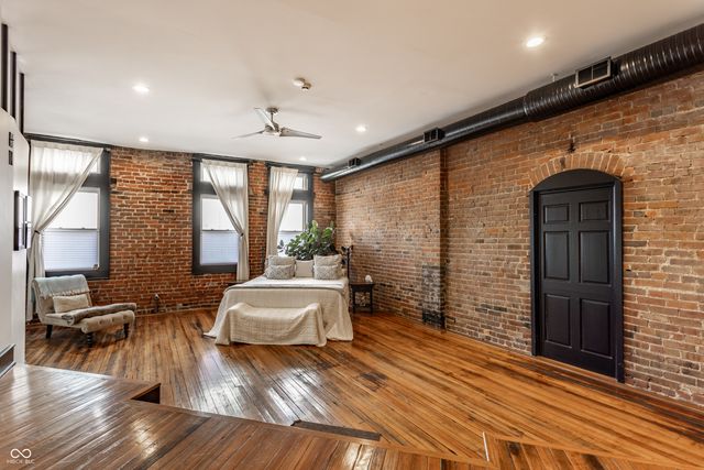 647 E 11th Street 4, Indianapolis, IN 46202