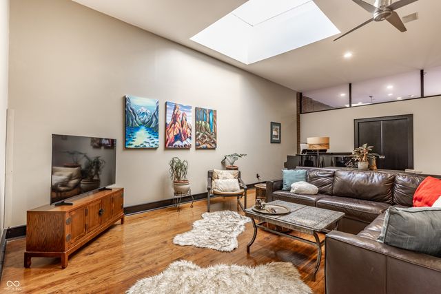 647 E 11th Street 4, Indianapolis, IN 46202