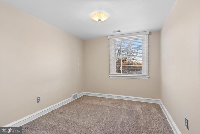 302 GOVERNORS DR, Wallingford, PA 19086