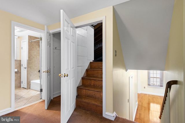 302 GOVERNORS DR, Wallingford, PA 19086