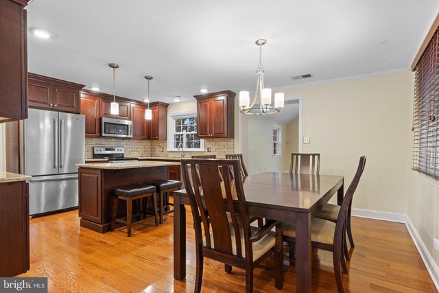 302 GOVERNORS DR, Wallingford, PA 19086