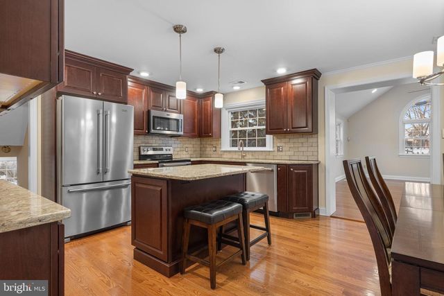 302 GOVERNORS DR, Wallingford, PA 19086