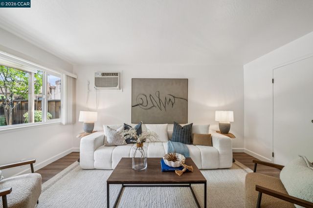 1591 3rd Ave, Walnut Creek, CA 94597