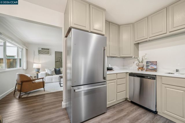 1591 3rd Ave, Walnut Creek, CA 94597