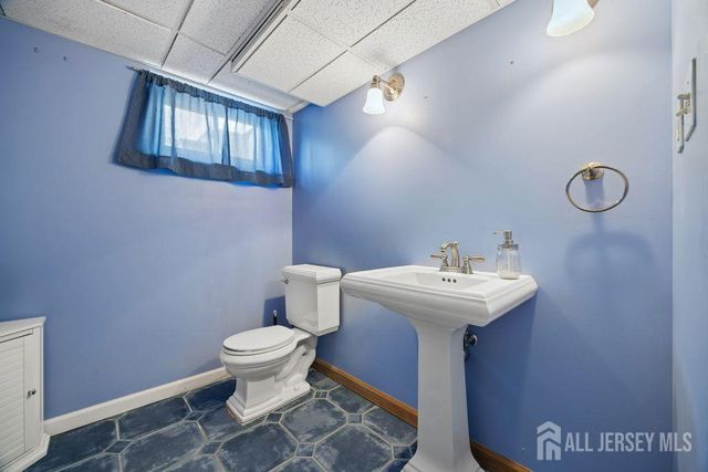 190 Parker Street, Sayreville, NJ 08879